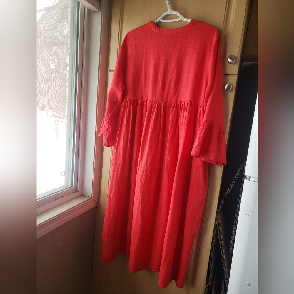 CULTURE Linen Blend  Red V-Neck Dress With Pockets - Picture 7 of 10
